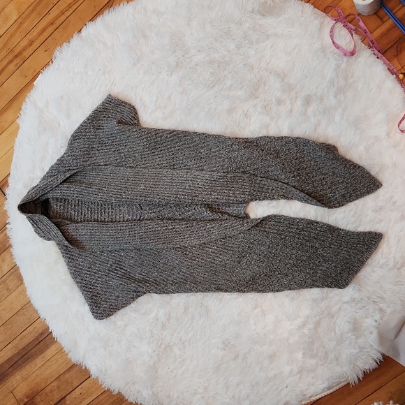 Zara gray and white knit open front cardigan - Picture 3 of 6